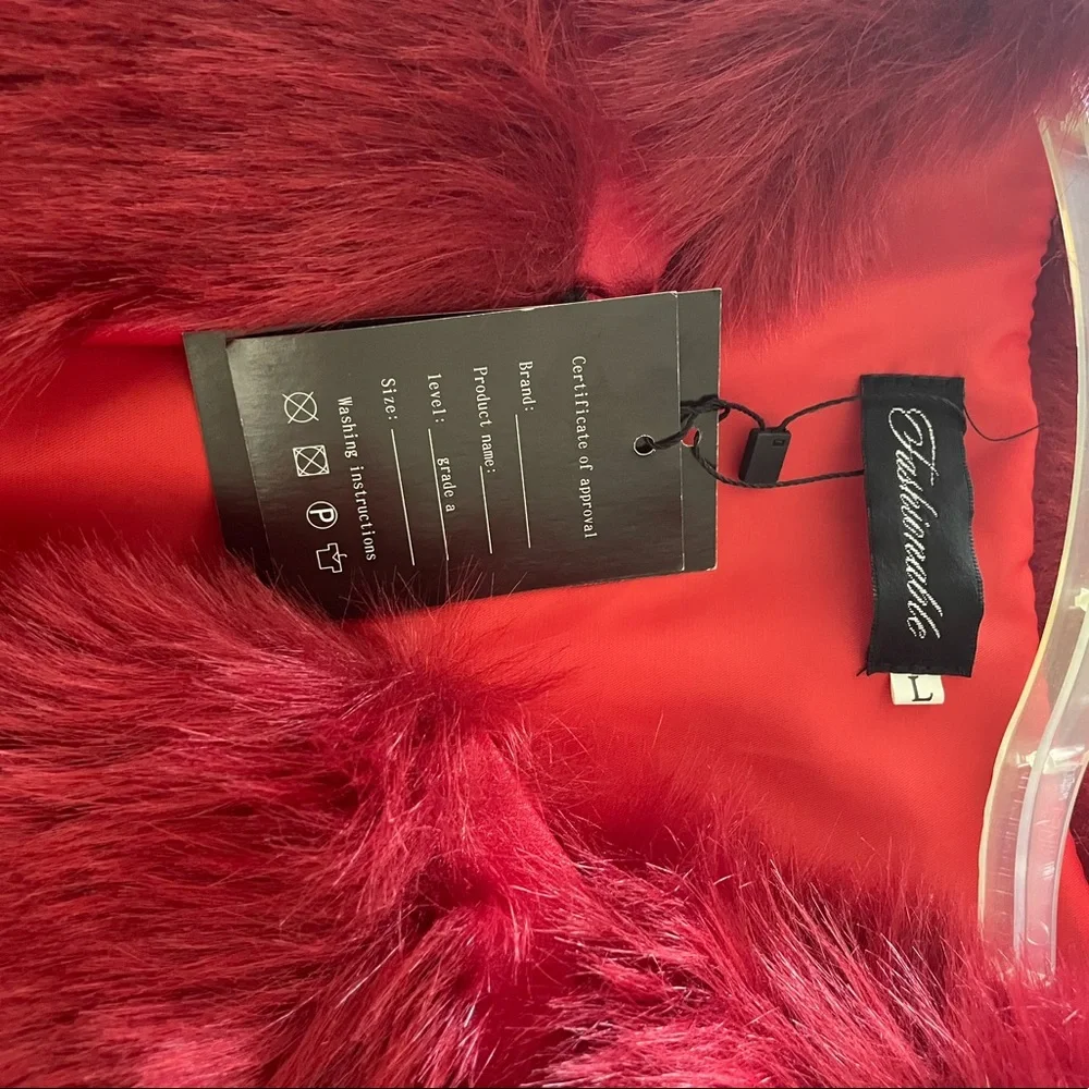 NWT Fashionable Chic Faux fur coat sz L - Picture 4 of 5